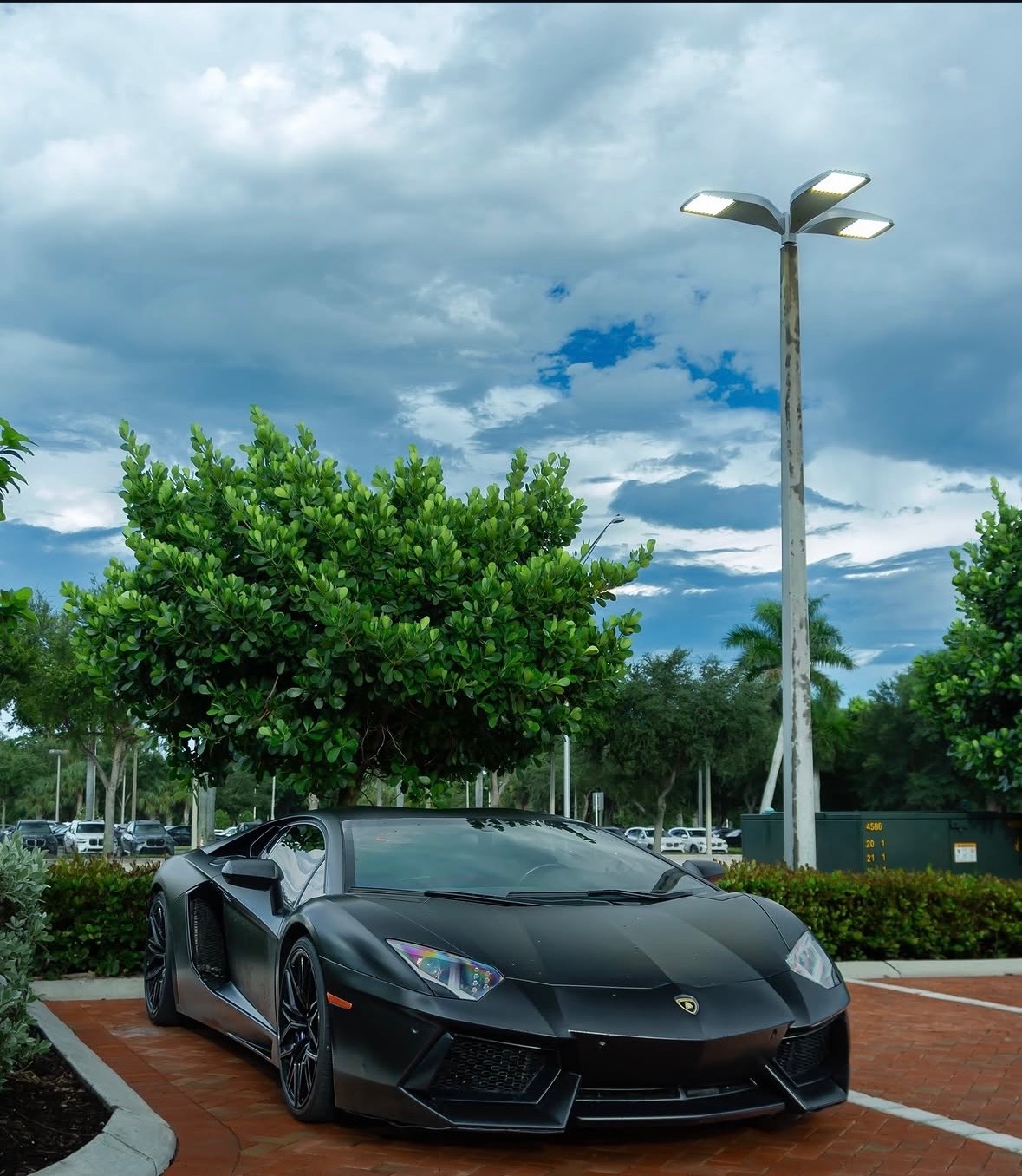 Lamborghini Aventador